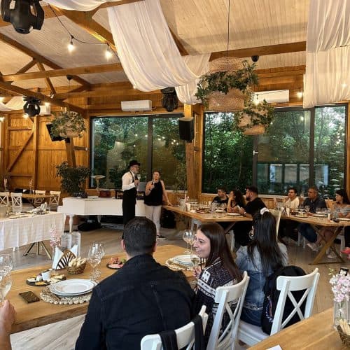 Lansări de produs By The Lake